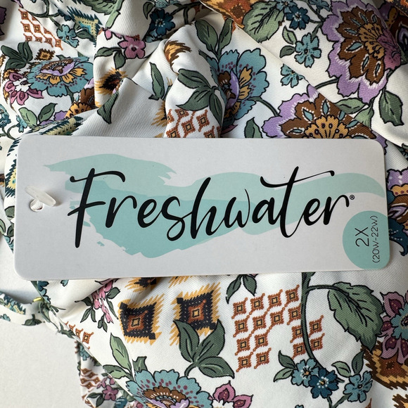 Freshwater Cutout Tankini Top Juniors Plus Size 2X Boho Babe Floral Print - Picture 8 of 11